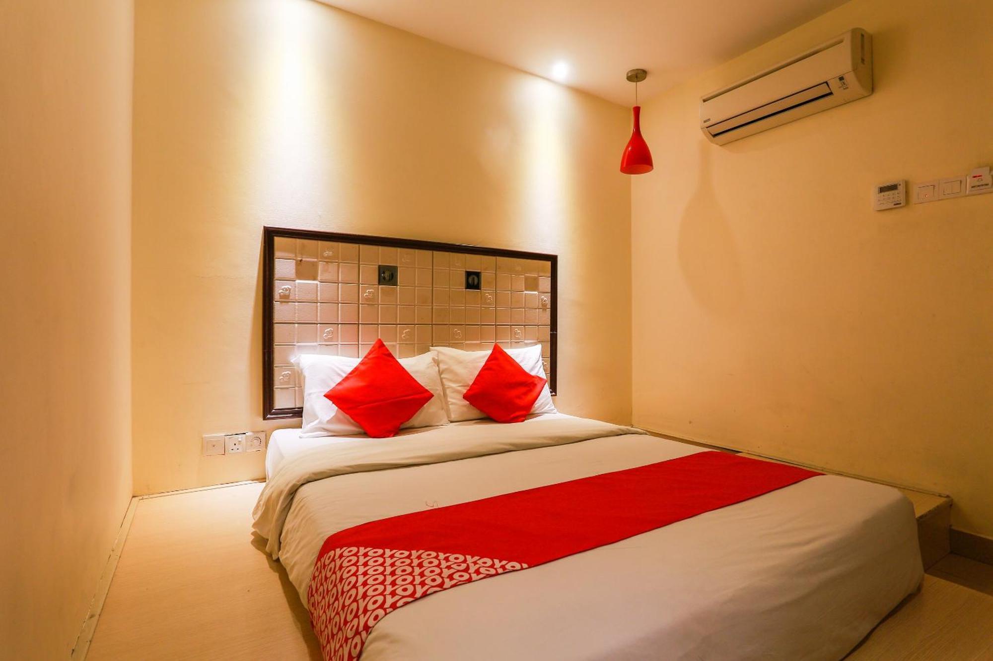 Oyo 90894 Hotel Smc I-City Шах-Алам Экстерьер фото