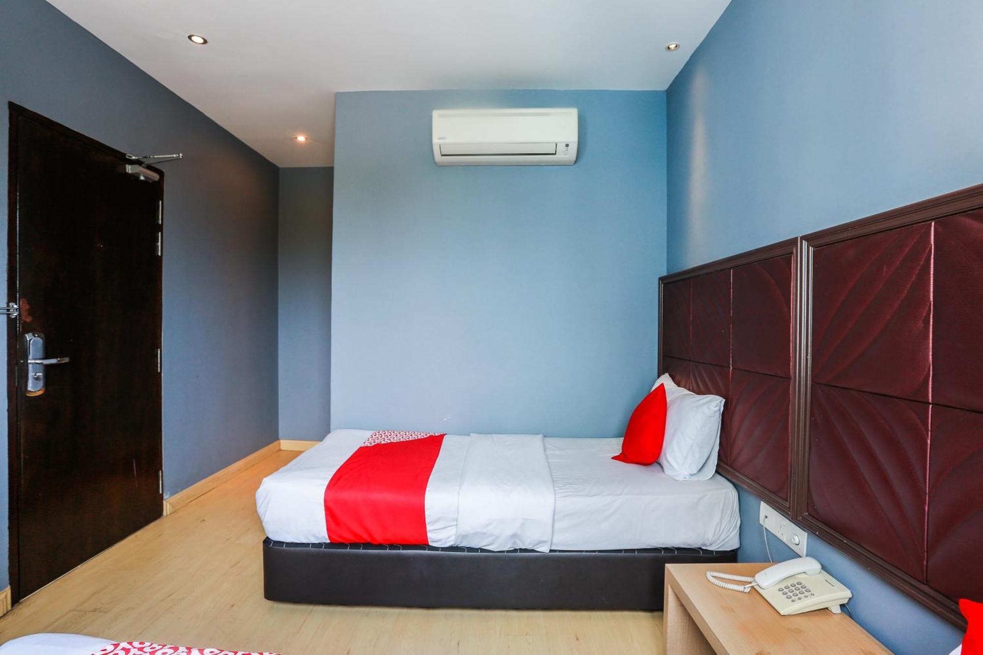 Oyo 90894 Hotel Smc I-City Шах-Алам Экстерьер фото