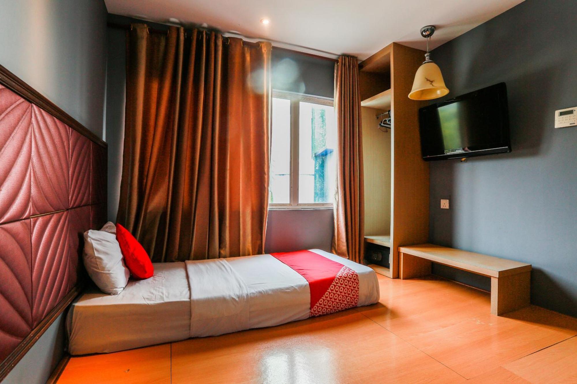 Oyo 90894 Hotel Smc I-City Шах-Алам Экстерьер фото