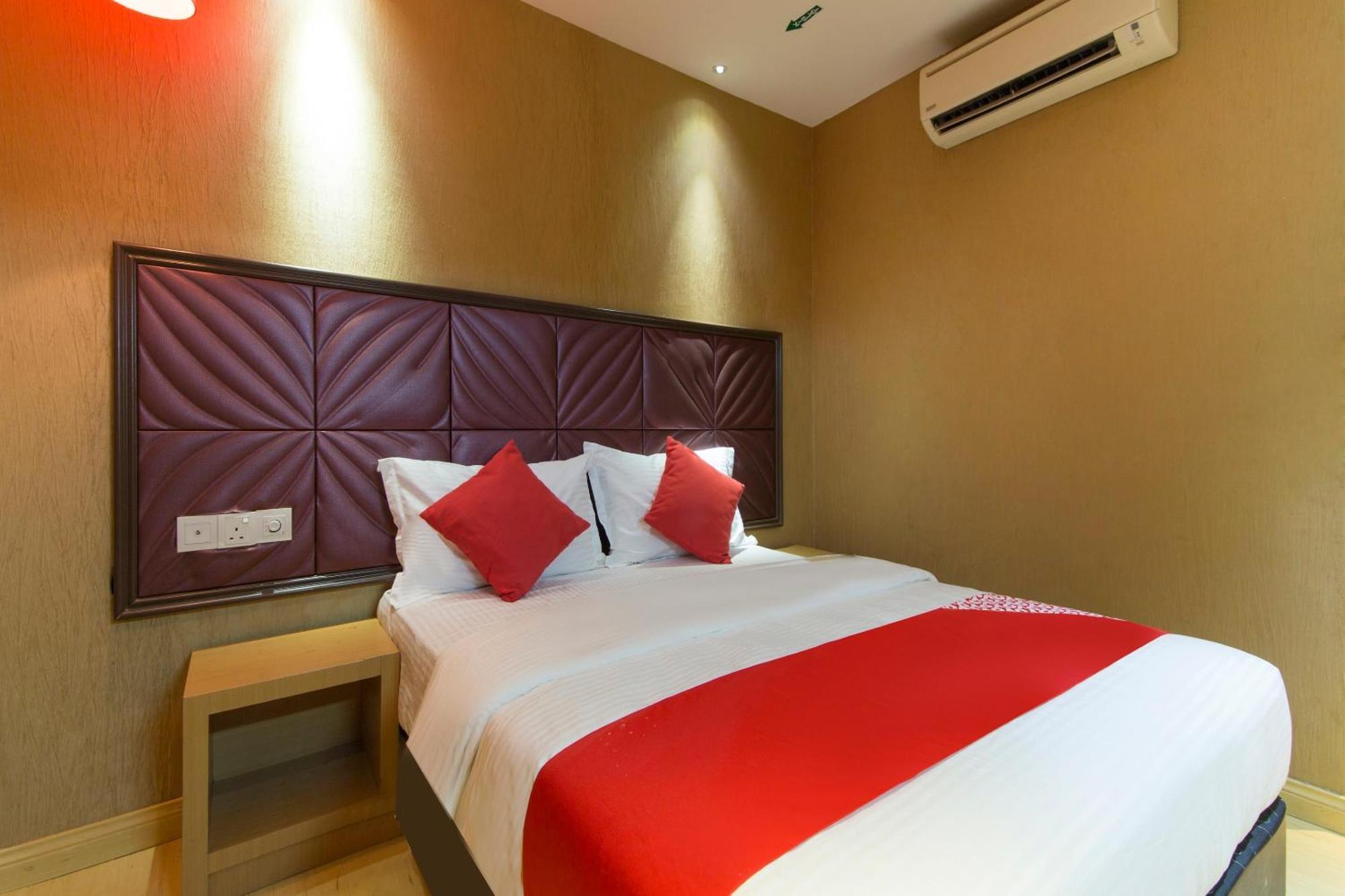 Oyo 90894 Hotel Smc I-City Шах-Алам Экстерьер фото
