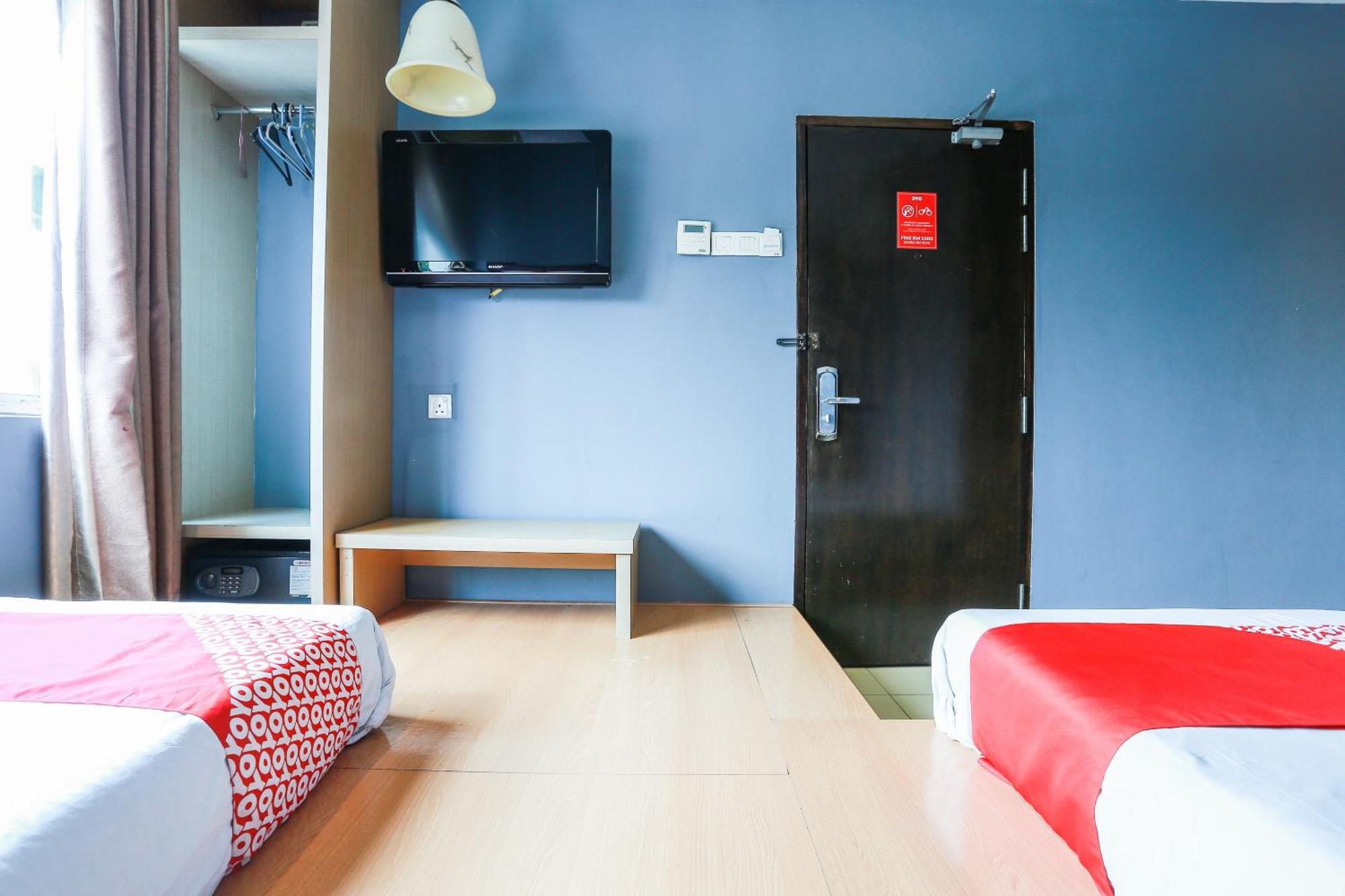 Oyo 90894 Hotel Smc I-City Шах-Алам Экстерьер фото